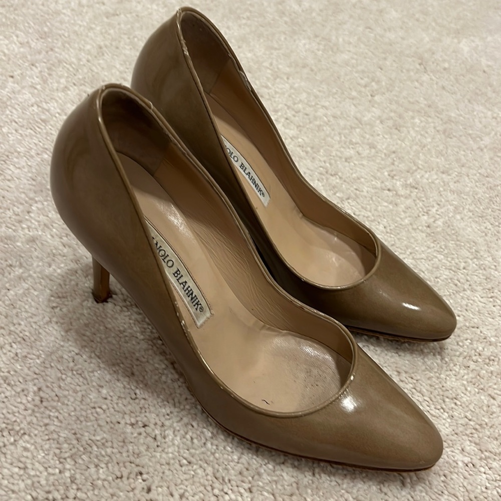 AUTHENTIC! Manolo Blanhnik Deep Nude Pumps, 3.5 inch heel, Size 36.5